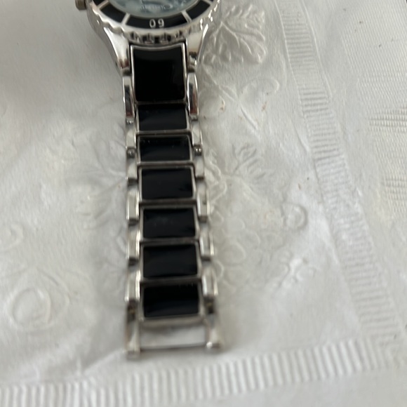 Castleton watch - Picture 4 of 5